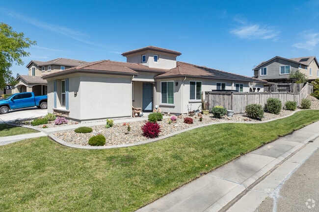 You'll see many homes in Kavala Ranch with great curb appeal.