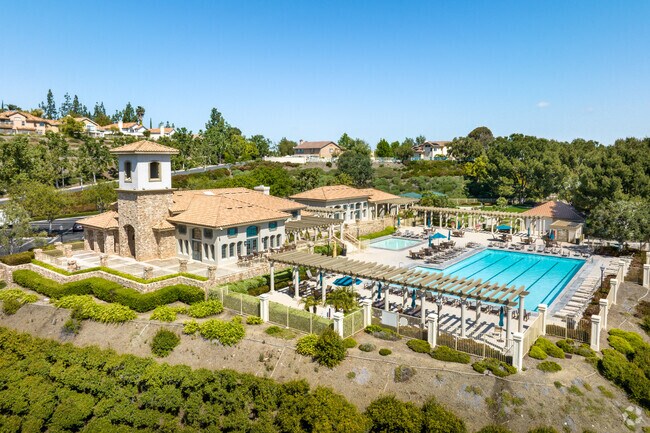 Pool and spa are available for residents of the Tuscany Hills Association.