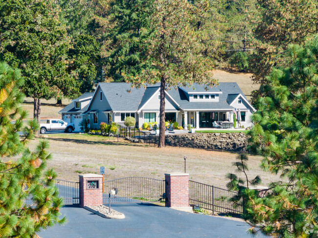 Experience the epitome of luxury in Eden Orchards' exquisite rural homes.