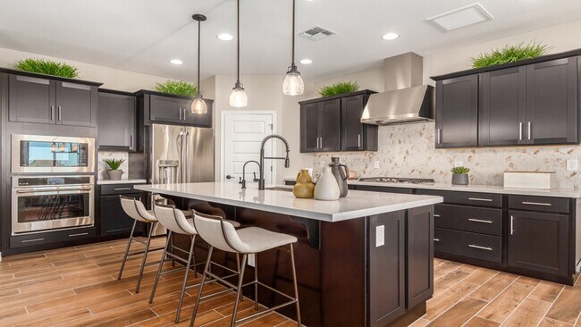 5062 N 88th Dr, Glendale, AZ 85305 - photo 3