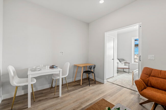 The Parkline, Los Angeles, CA 90012 - photo 6