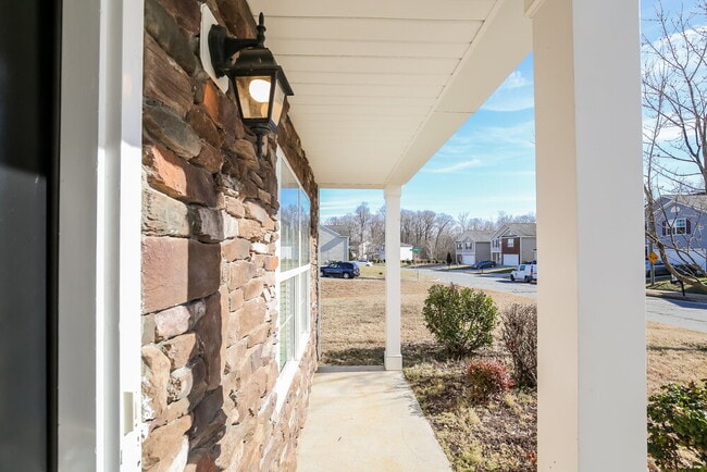 3629 Sweet Birch Dr, Greensboro, NC 27406 - photo 5