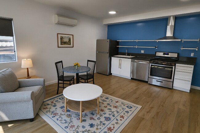 2103 S Harcourt Ave unit 1, Los Angeles, CA 90016 - photo 5