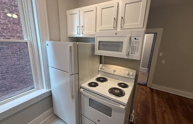 2724 Jefferson Ave unit 2724-06, Cincinnati, OH 45219 - photo 6