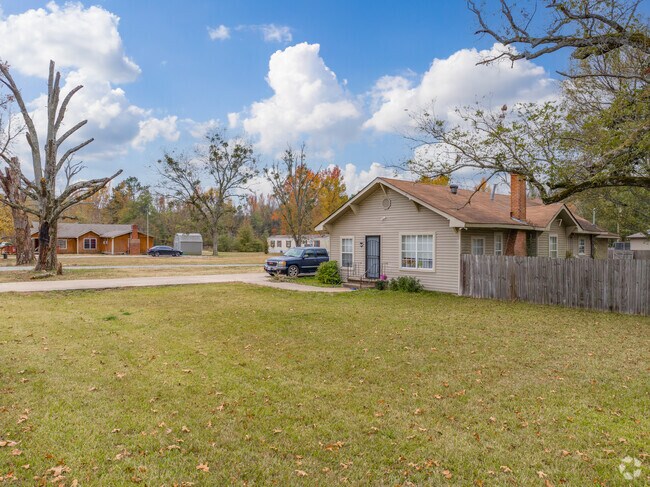 Most Wrightsville homes are modest single family homes on medium sized lots.