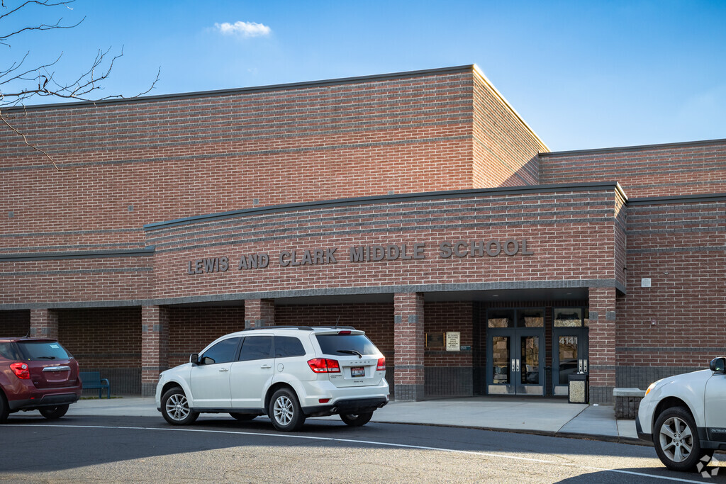 LewisandClarkMiddleSchool