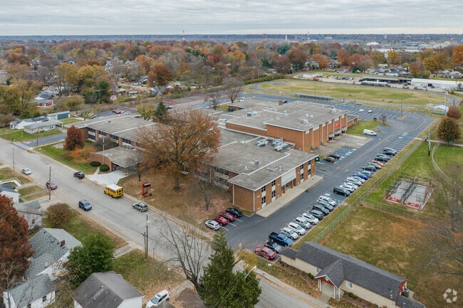 Parkview Middle School is a public school in Jeffersonville, IN.