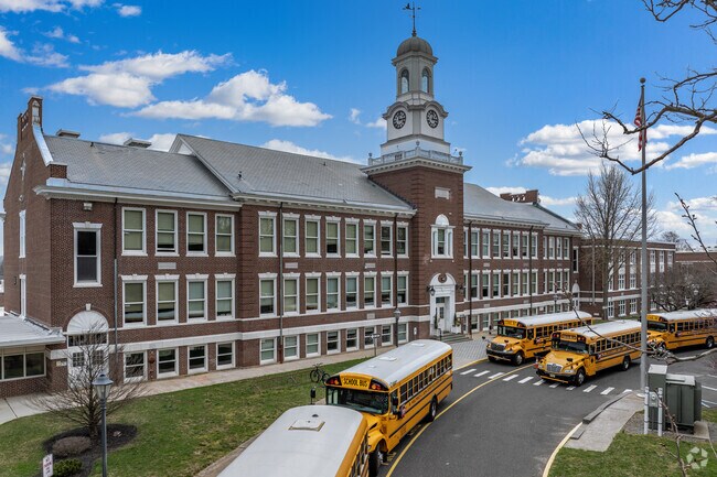 Welcome to Rumson Fair Haven Regional High School.