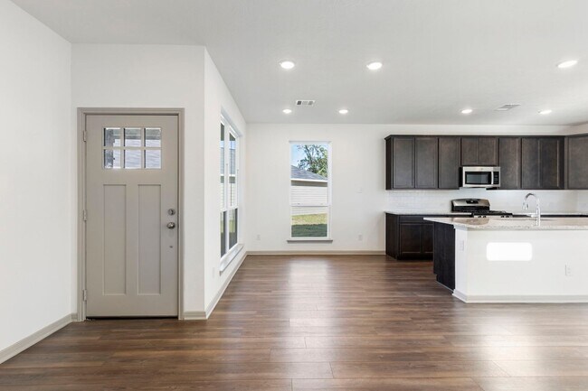 15292 S Still Water Meadow Loop unit 36896429, College Station, TX 77845 - photo 3