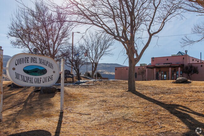 Coyote Del Malpais is a beautiful golf course in Grants providing 18 holes of natural beauty.