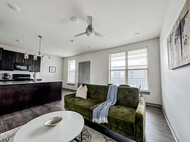 111 E 4th St unit ID1036795P, North Little Rock, AR 72114 - photo 2