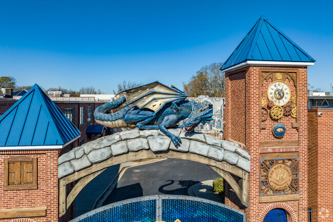 The Ron Clark Academy has a dragon over the gated entrance.