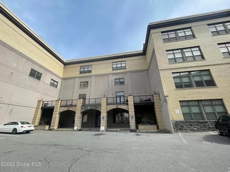 11 Fremont St, Gloversville, NY 12078