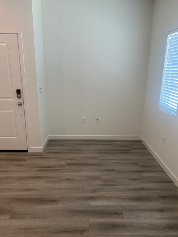 8081 Trapper Rnch Rd unit 2, Roseville, CA 95747 - photo 4