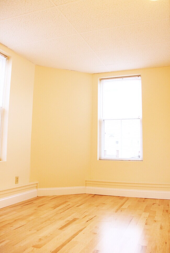 50 North St unit C, Burlington, VT 05401 - photo 4