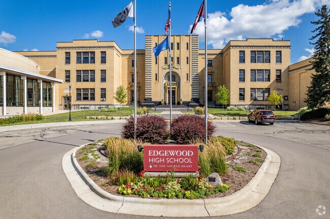Entrance to Edgewood High School with signage