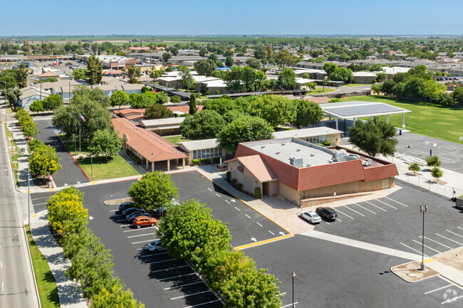 Mary Immaculate Queen School provides a great education for students to succeed.