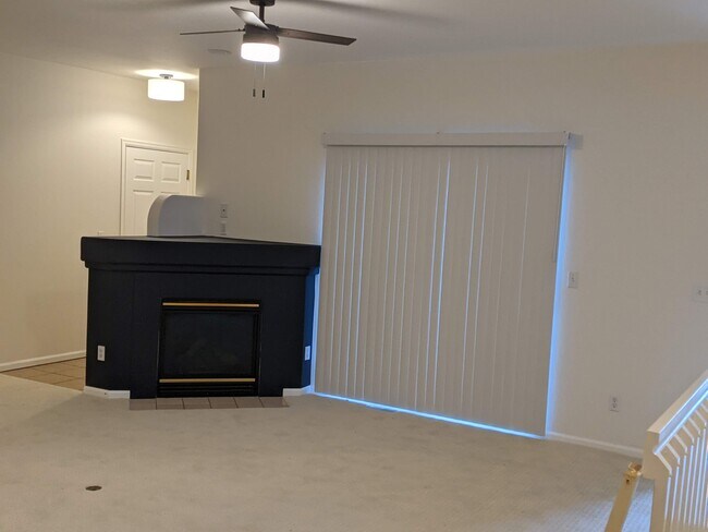 11045 Huron St unit 600, Northglenn, CO 80234 - photo 3