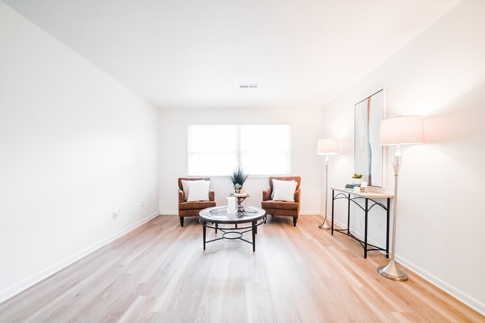 Discover Modern Comfort at Welbeck Apartments ~ Rent Special, Des Moines, IA 50310 - photo 1