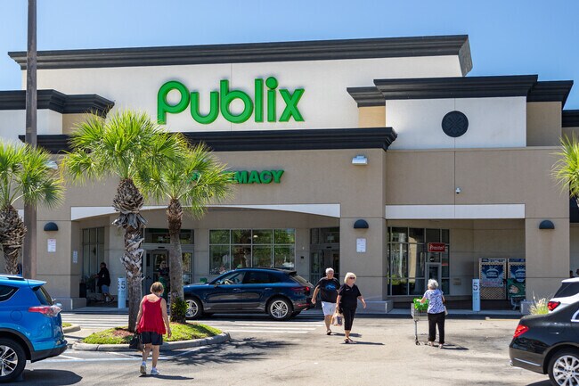 Lely Country Club residents can rely on the nearby Publix for groceries and essentials.