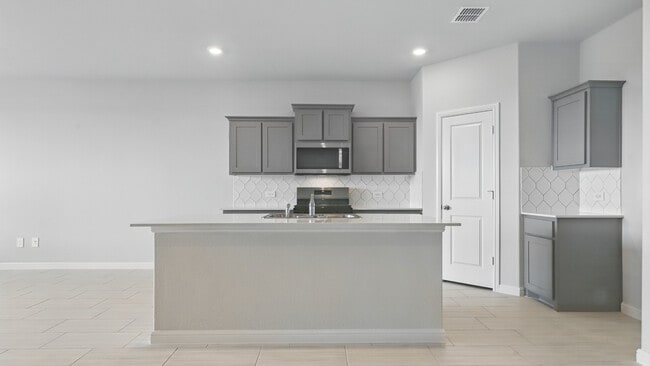 9709 Austin Hollow Rd, Crowley, TX 76036 - photo 3