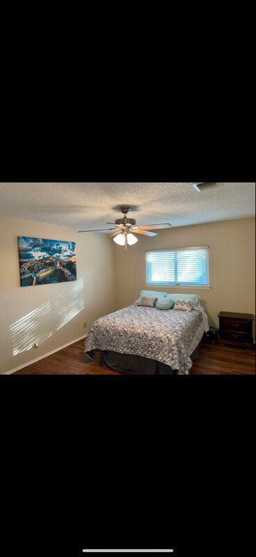 9687 Chelmsford, San Antonio, TX 78239