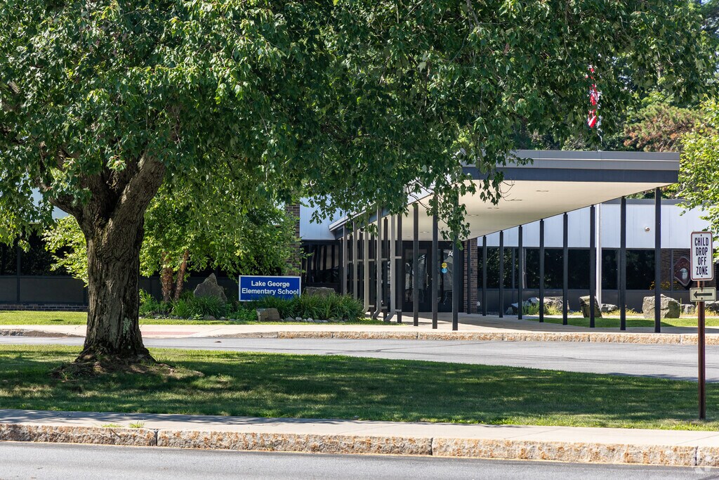 Lake George Elementary School is ranked #474 in New York Elementary Schools.