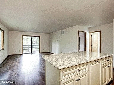 4140 41st St N, Arlington, VA 22207 - photo 5