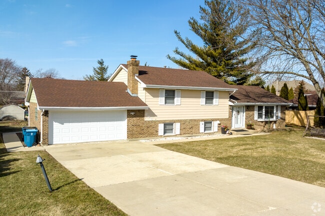 Split-level homes with two car garages can be seen all over Addison.