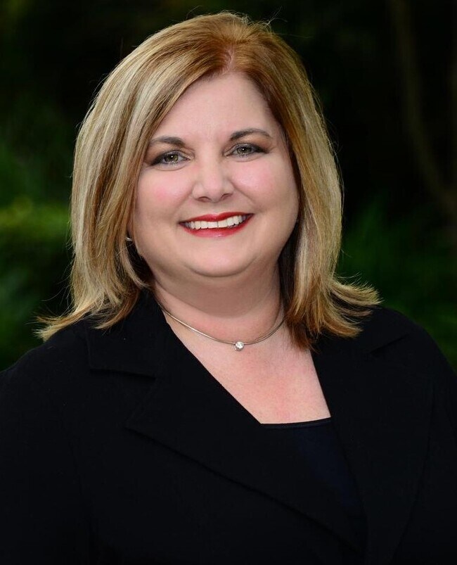 ANGELA FULLER, GRI