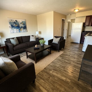 1492 Hobart Ave, Akron, OH 44306