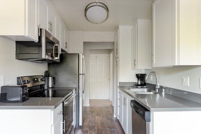 202 Calvert Dr unit FL2-ID2107, Cupertino, CA 95014 - photo 6