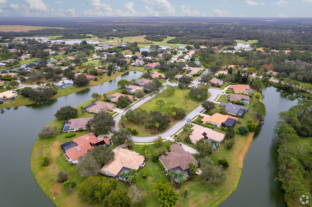 About Utopia/Saddle Creek/Myakka Valley Schools, Demographics, Things