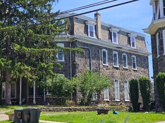 142 Sumac St Unit 1F, Philadelphia, PA 19128