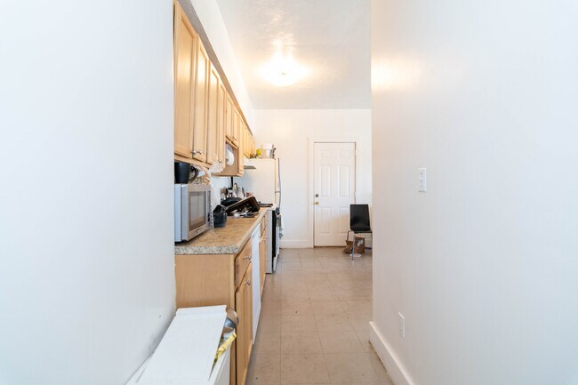 25 Ashford St unit 2, Allston, MA 02134 - photo 5