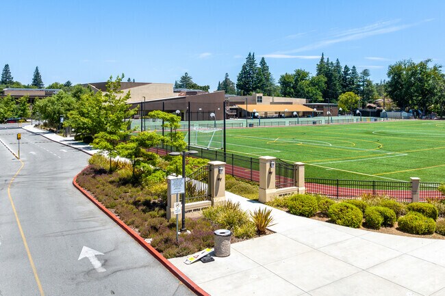 Hillview Middle School has great academic and athletic opportunities for students.