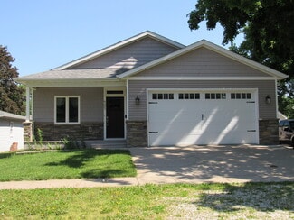 405 E Palace Row, Geneseo, IL 61254