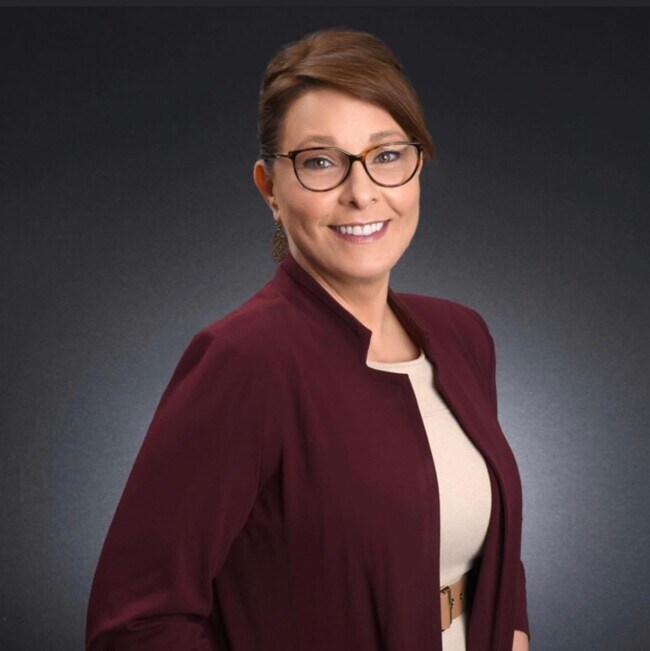Lorie Gullian