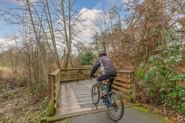 Cycle throughout Tanasbourne on Rock Creek Trail.