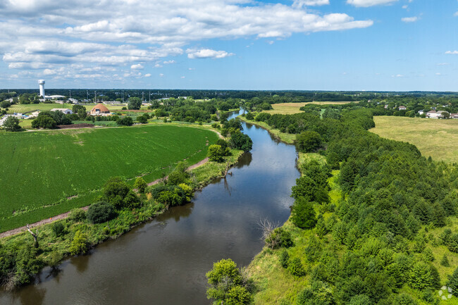 Cider Creek is located along The DuPage River Confluence Preserve.