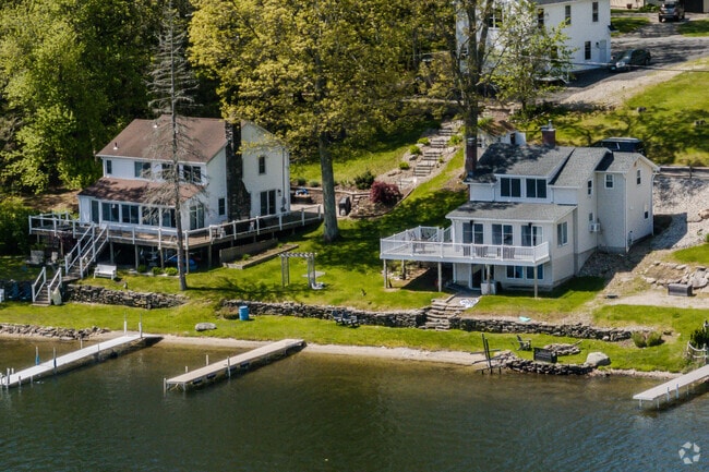 You will find a range of options that offer scenic views and waterfront living in Coventry.