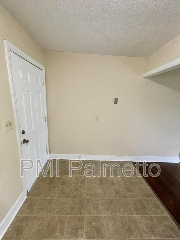 3209 Wilmot Ave unit 2B, Columbia, SC 29205 - photo 7