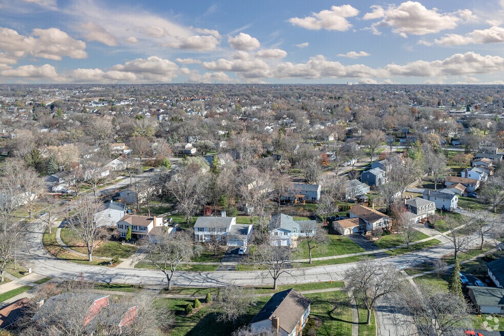 NH_NaperCarriageHill_533377_P2_v1_TN_042925