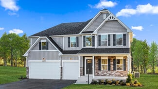 487 Walker Pointe Dr Unit 36490817, Commercial Point, OH 43116