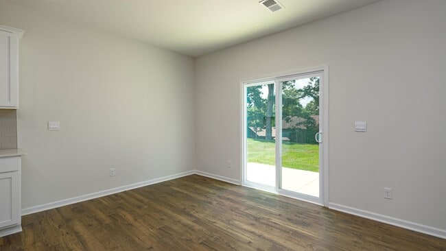 1051 20th Avenue Loop SE, Hickory, NC 28658 - photo 7