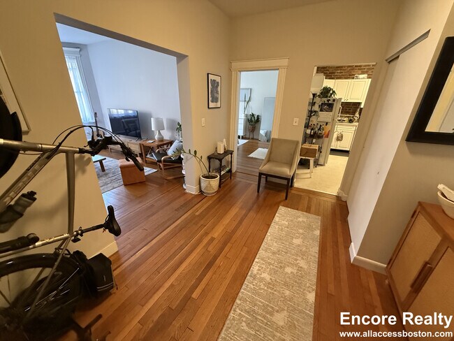 31 Stearns Rd unit 11-1, Brookline, MA 02446 - photo 4