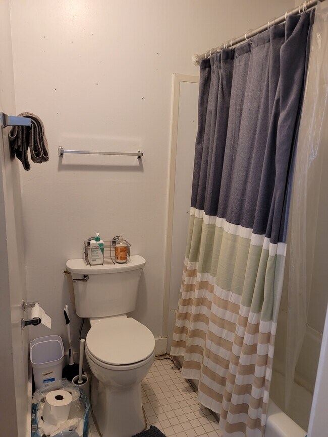 2207 K St NW unit K4, Washington, DC 20037 - photo 4
