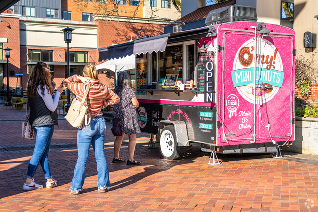 O'my Mini Donuts serves fresh made to order donuts in the Cal Young neighborhood.