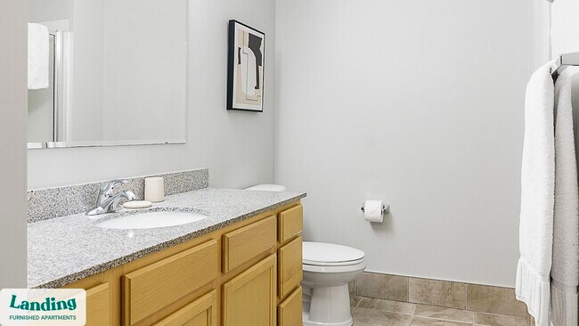 335 W 9th St unit 431, Indianapolis, IN 46202 - photo 6