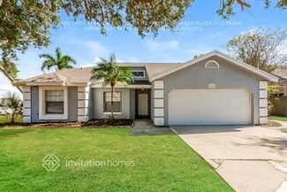 721 50th St E, Bradenton, FL 34208